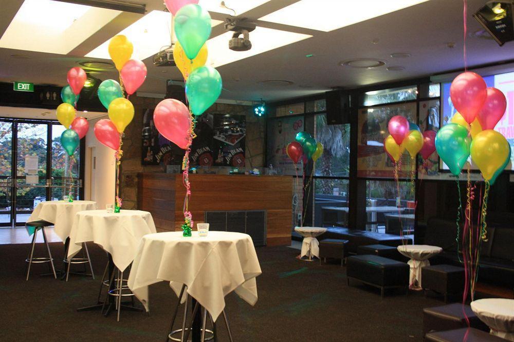 Nightcap At The Ranch Hotel Macquarie Park Екстериор снимка